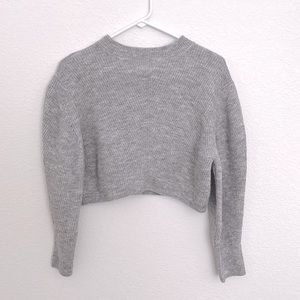 Cropped grey sweater